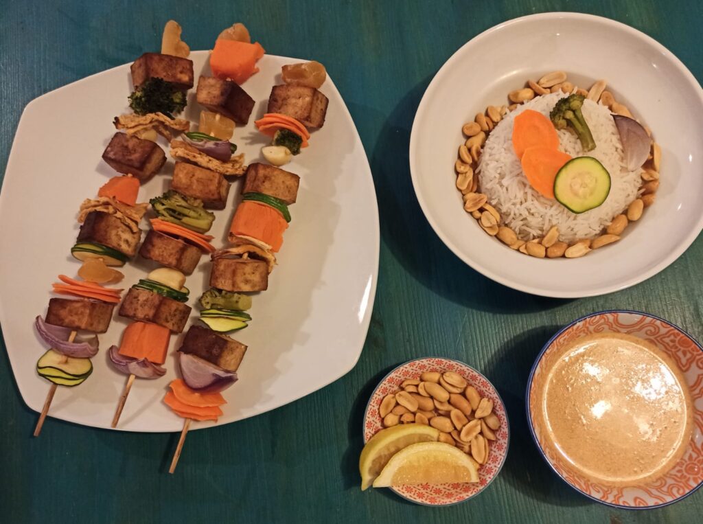 שיםודי טופו בקארי ובוטנים