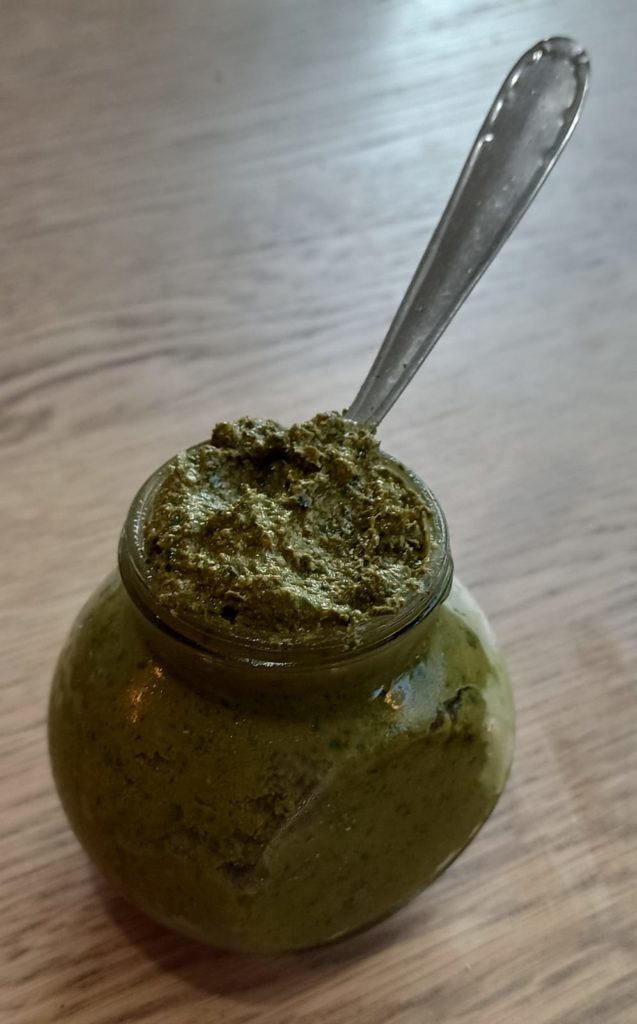 מתכון לפסטו ריחן