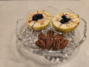 תפוחי עץ בתנור עם חריצים לאורך