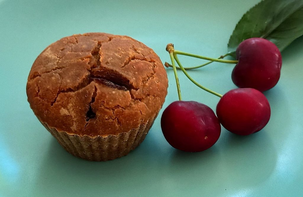 מאפינס דובדבנים טריים