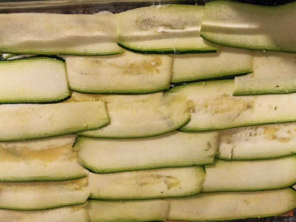 פרוסות זוקיני עבור לזניה