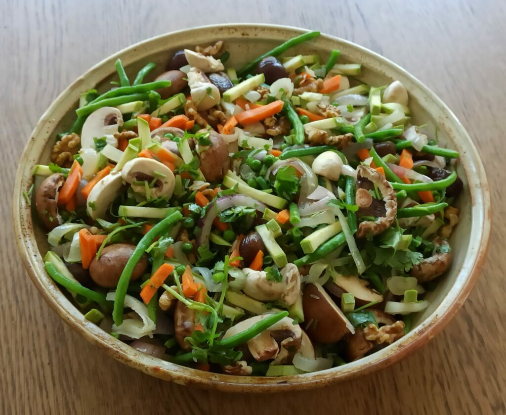 אורז מהתנור עם קטניות ופטריות