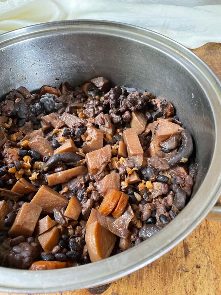 חמין טמפה בקערה