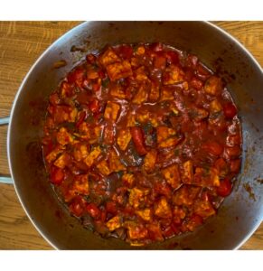 תבשיל טמפה בסגנון חריימה