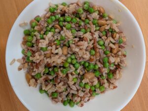 נאטו עם אורז ולימון בקערה